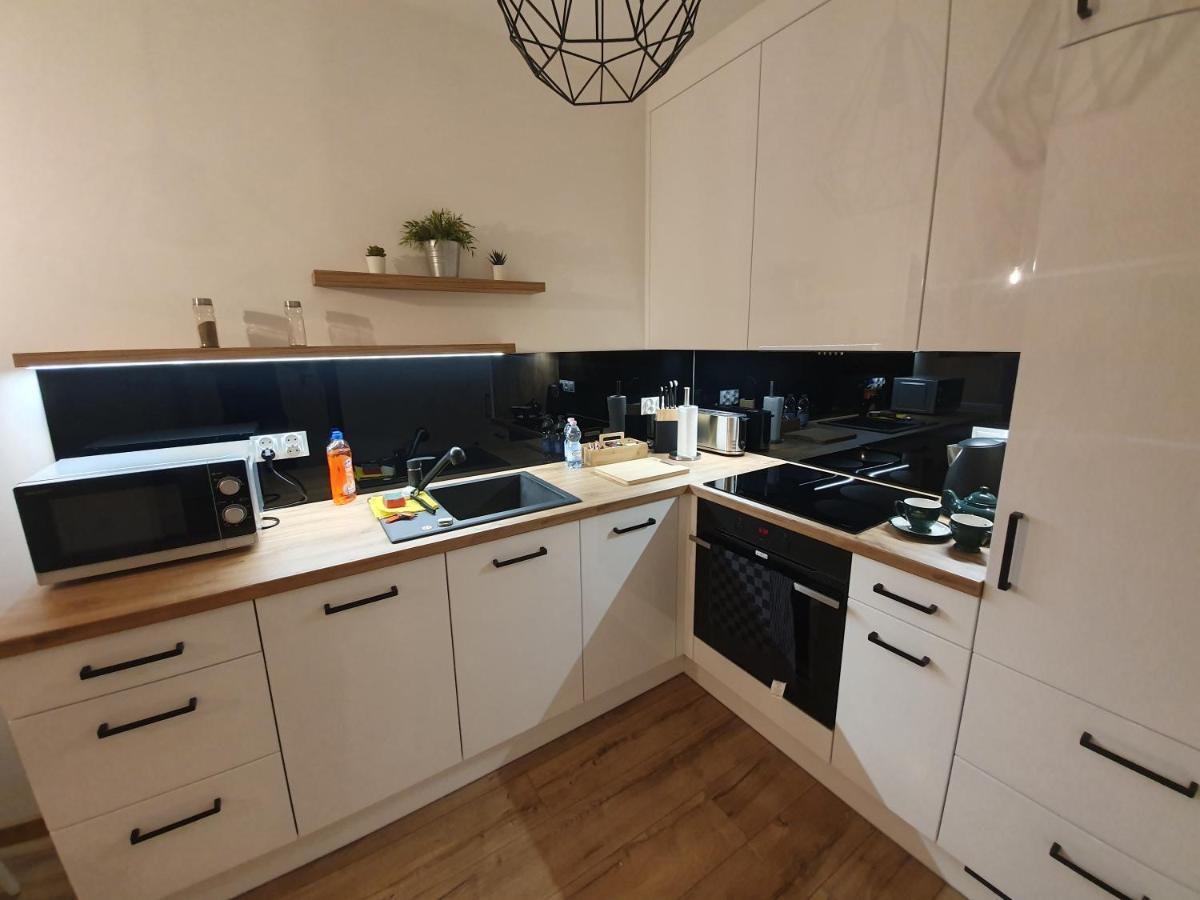Apartament Number One Nova Wozownia Leszno  Buitenkant foto