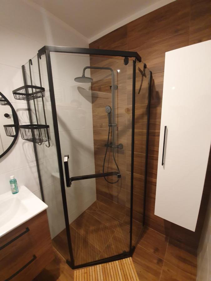 Apartament Number One Nova Wozownia Leszno  Buitenkant foto