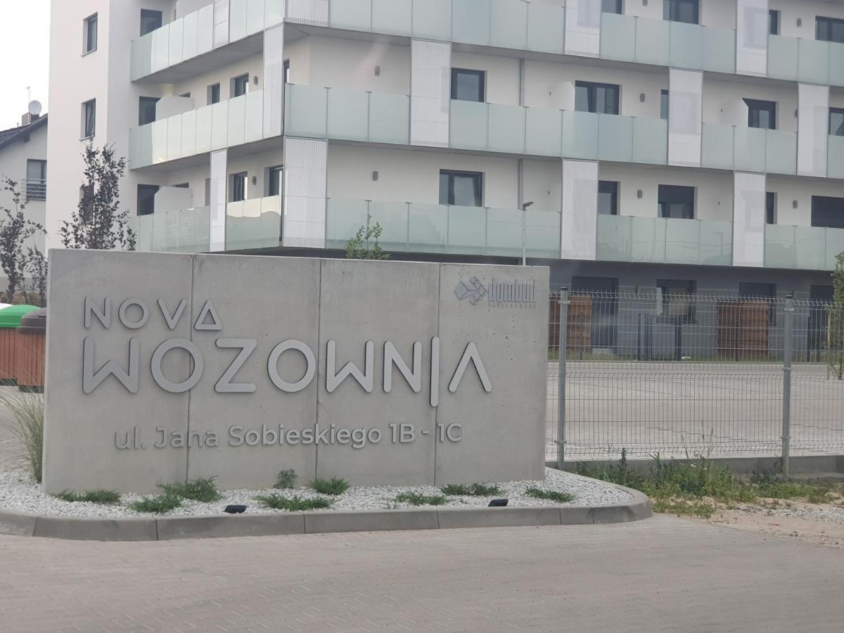 Apartament Number One Nova Wozownia Leszno  Buitenkant foto