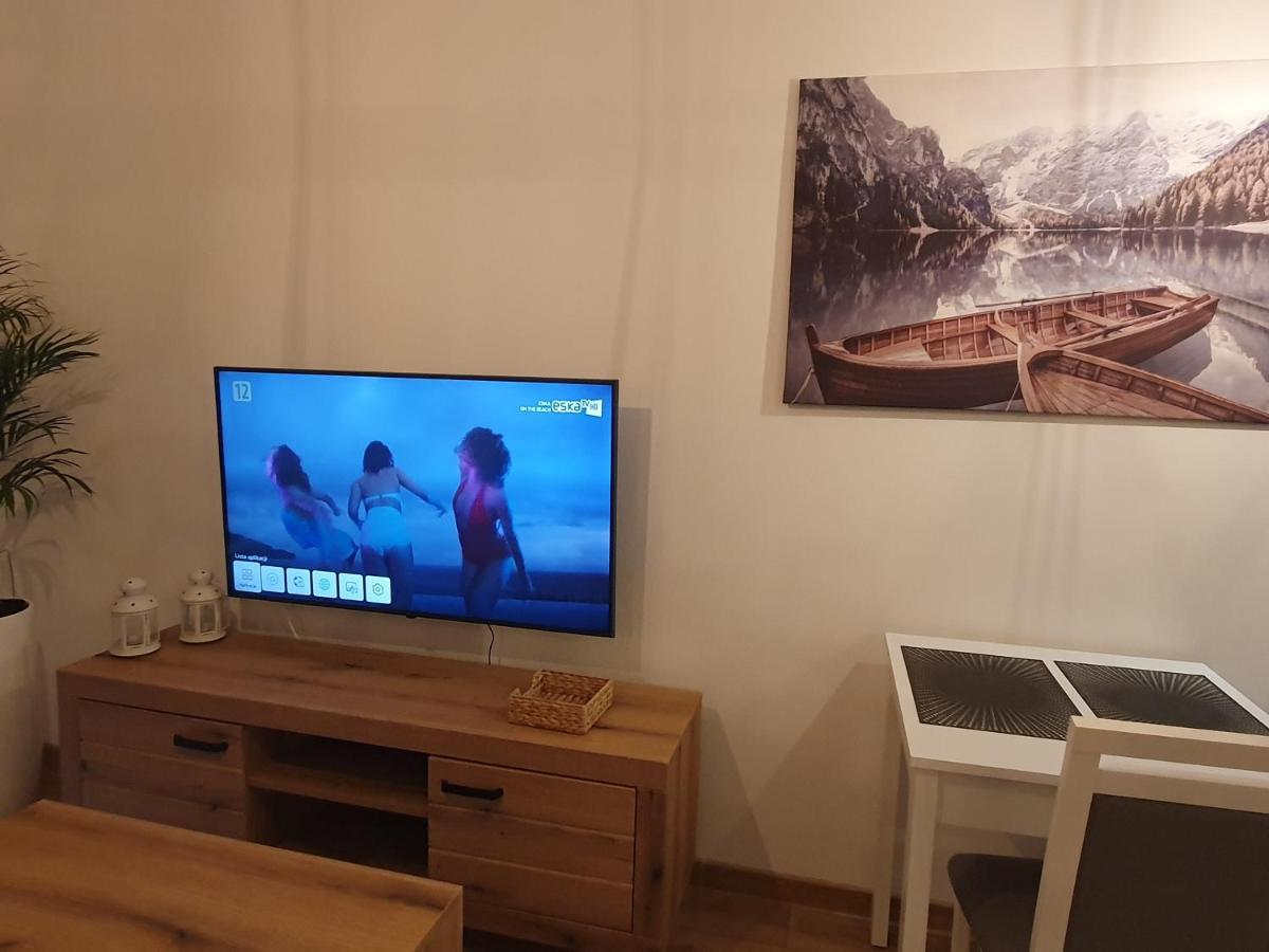 Apartament Number One Nova Wozownia Leszno  Buitenkant foto